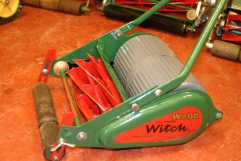 Webb Witch Hand Mower